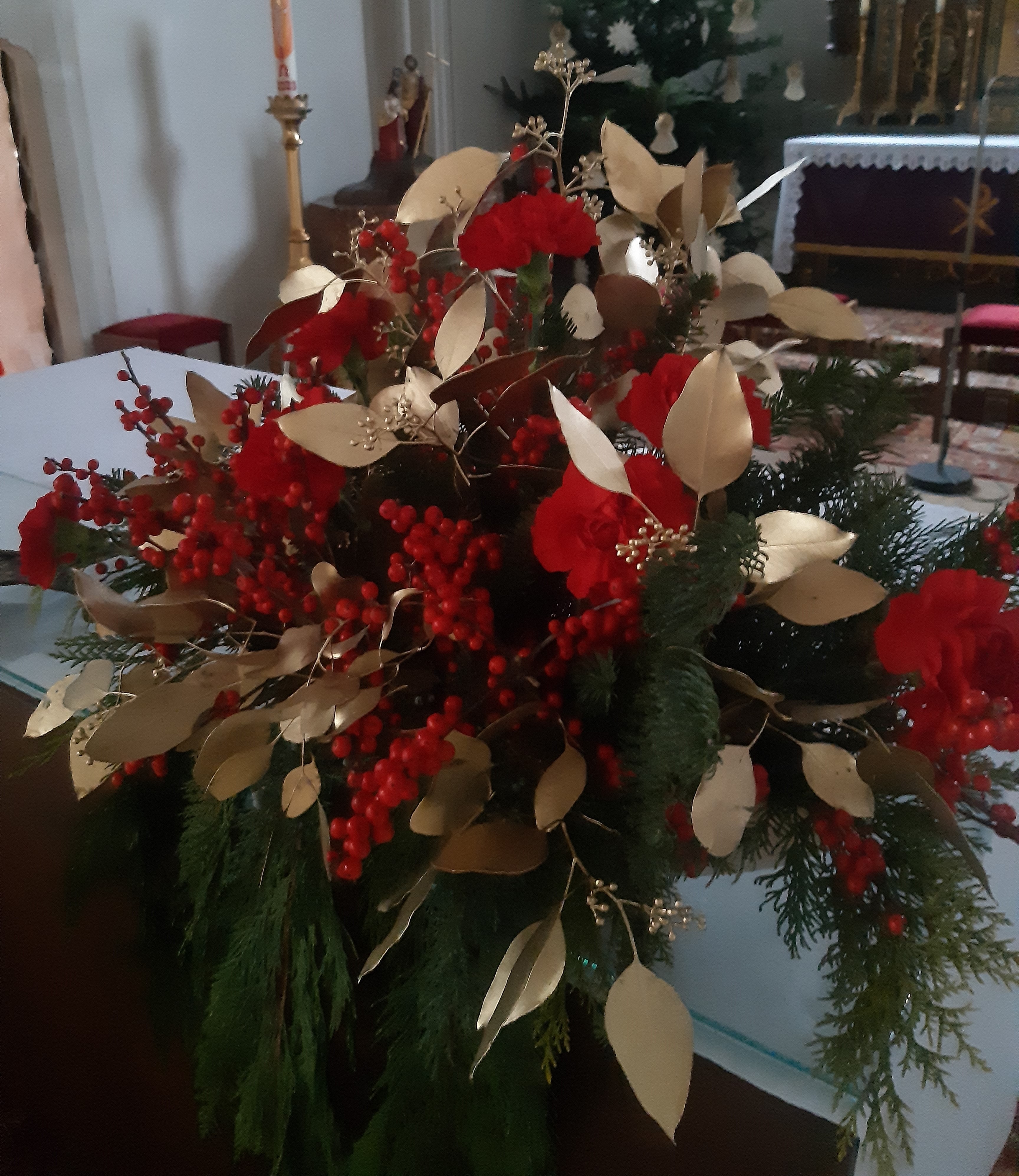 blumenschmuck-weihnachten2023.jpg
