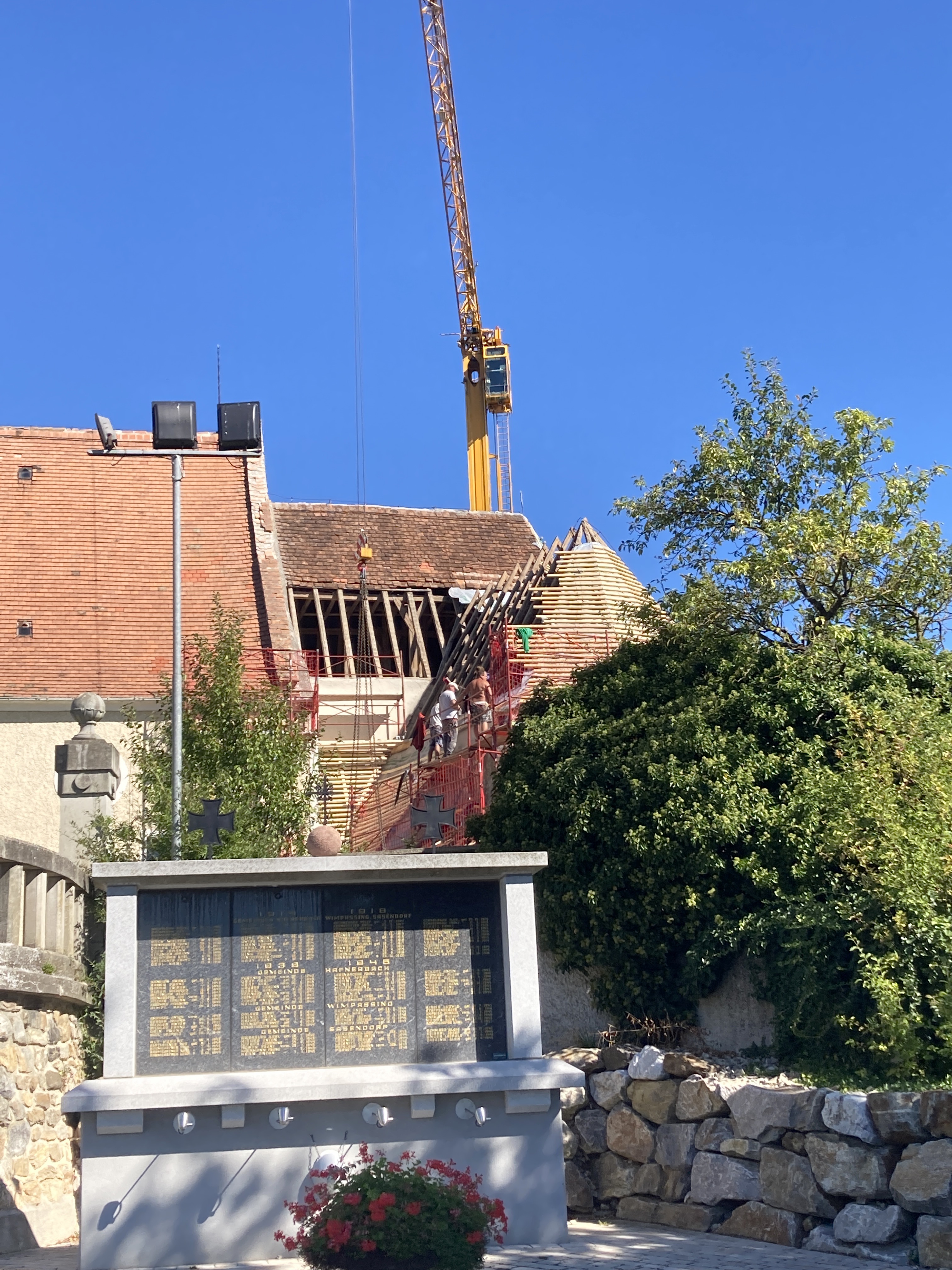 kirchendach16-20.09.jpg