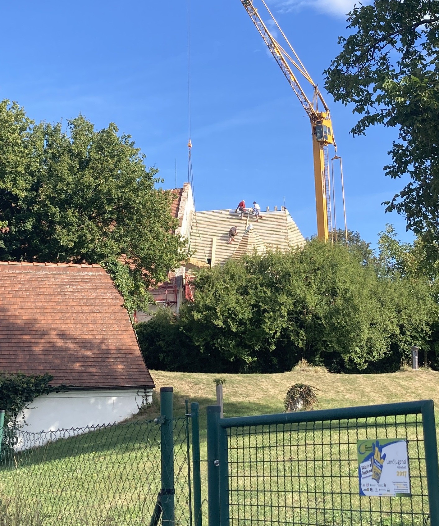 kirchendach21-22.09.jpg