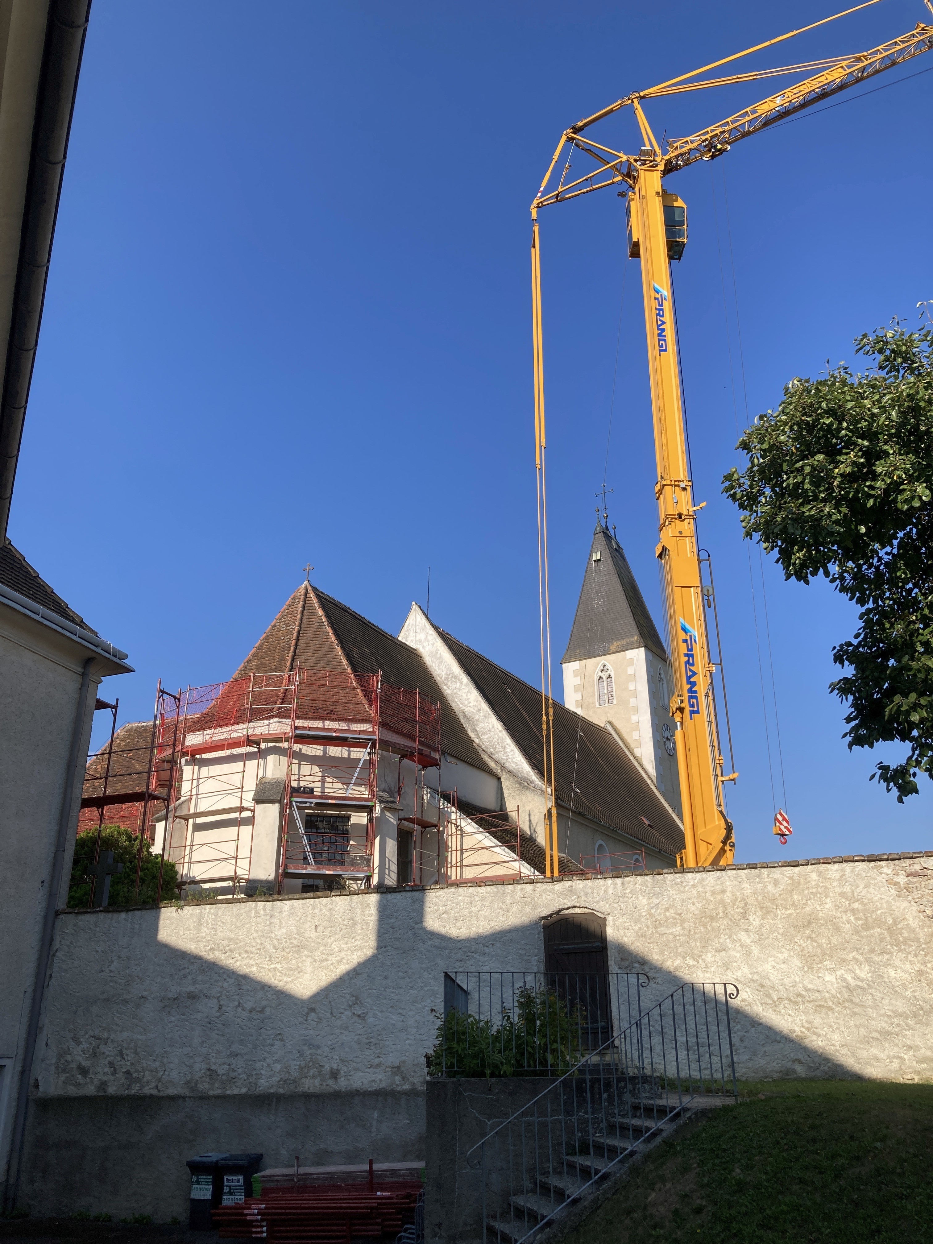 kirchendach1-11.09.jpg
